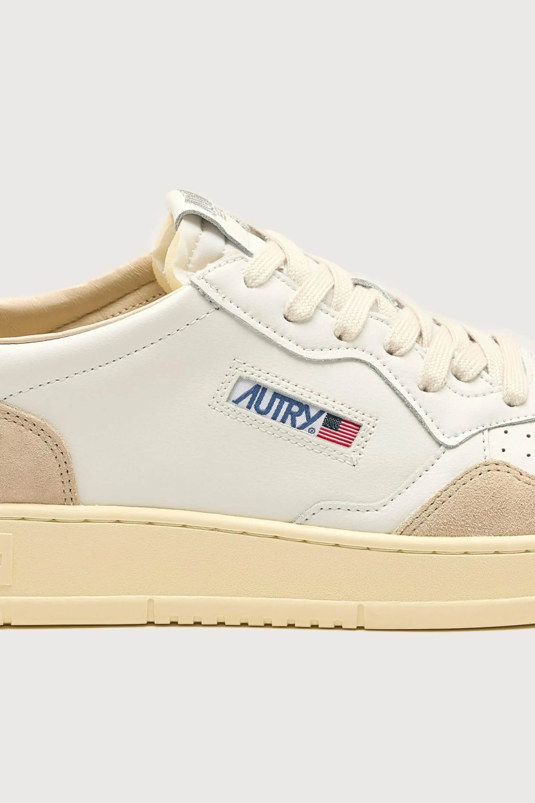 Autry Medalist Low For Men Online