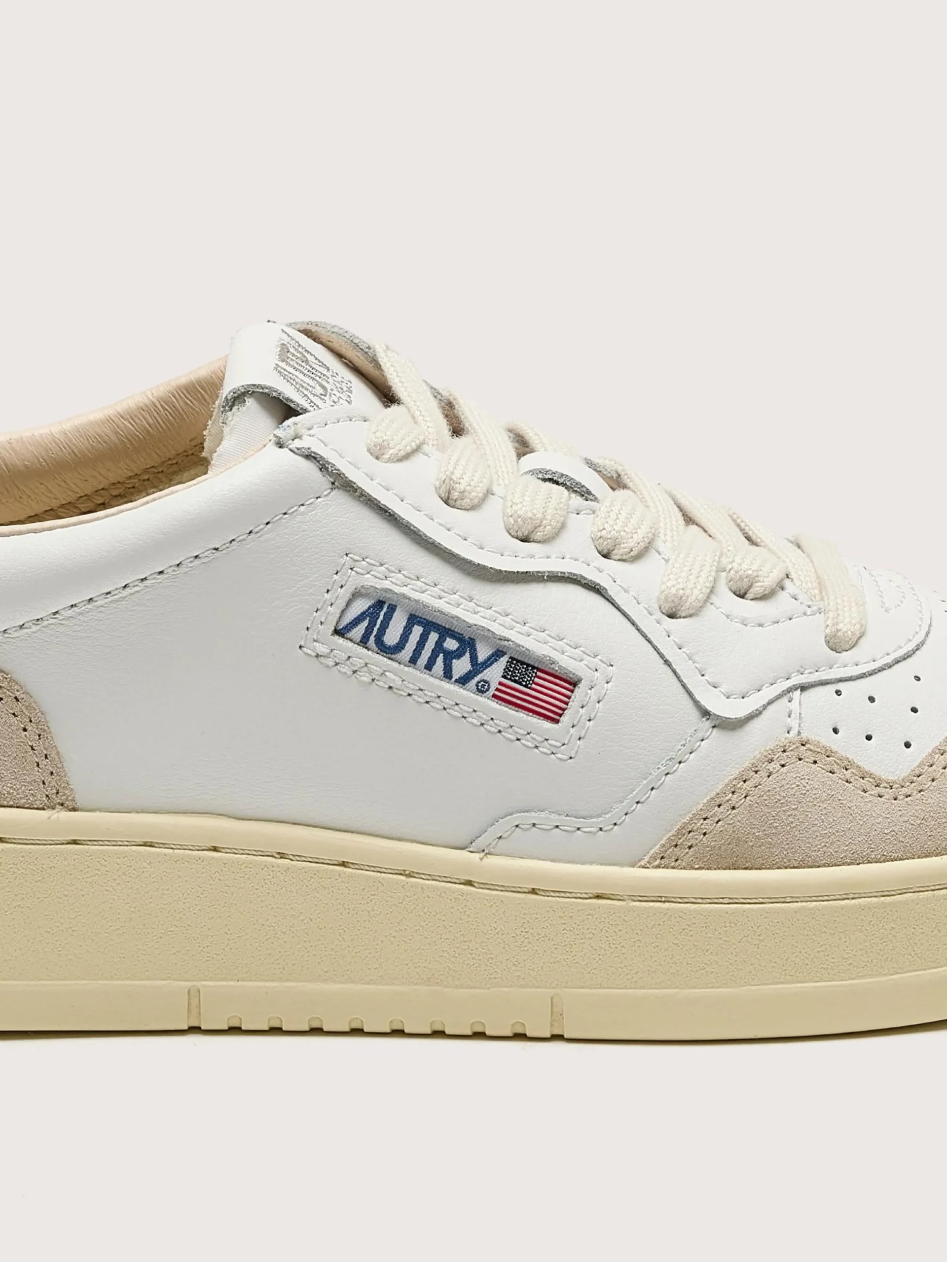 Autry Medalist Low Voor Vrouwen