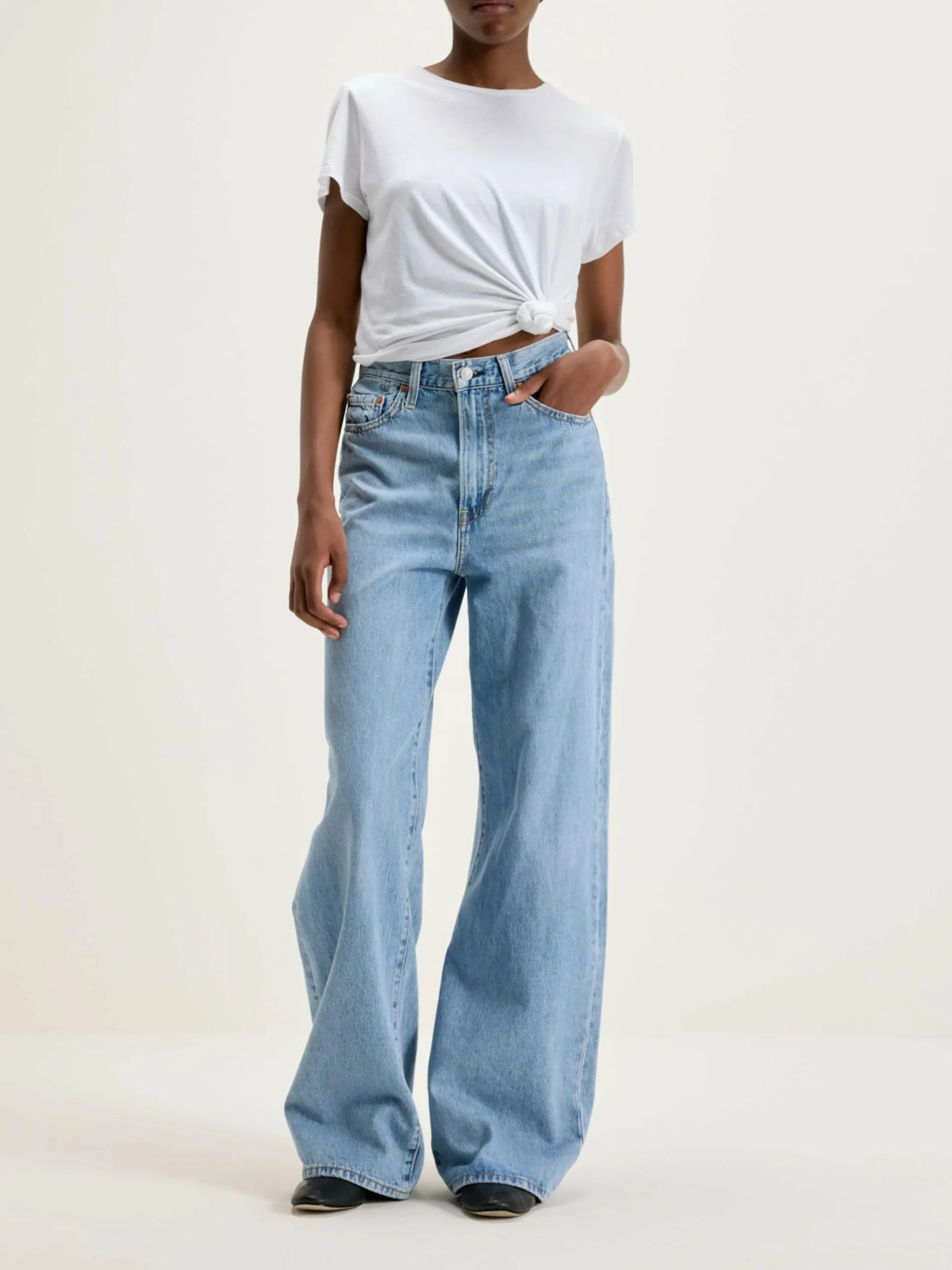 Levi's® Ribcage Wide Leg Jeans