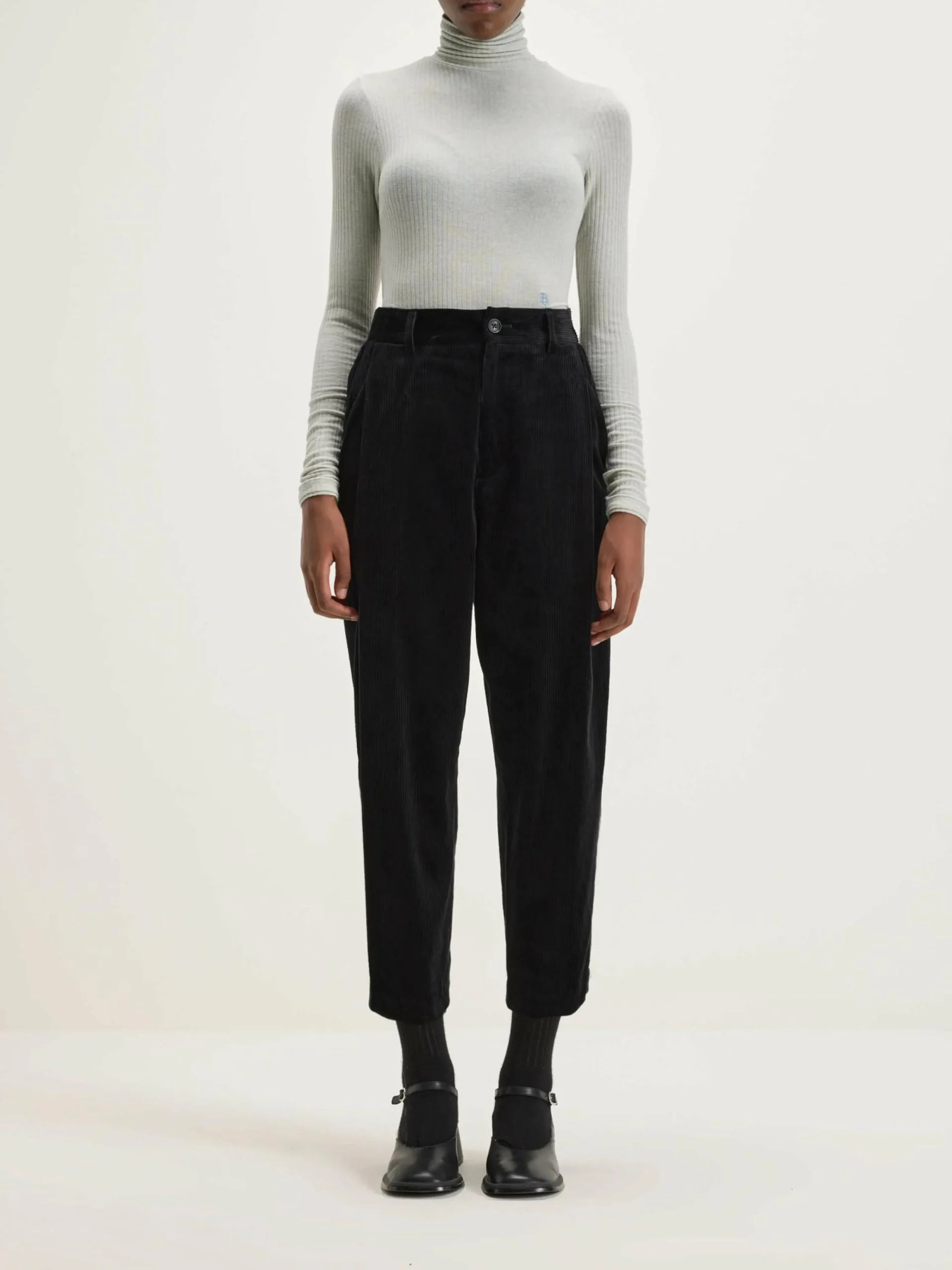 Nicholson & Nicholson Sand Boyfriend Corduroy Broek Sale