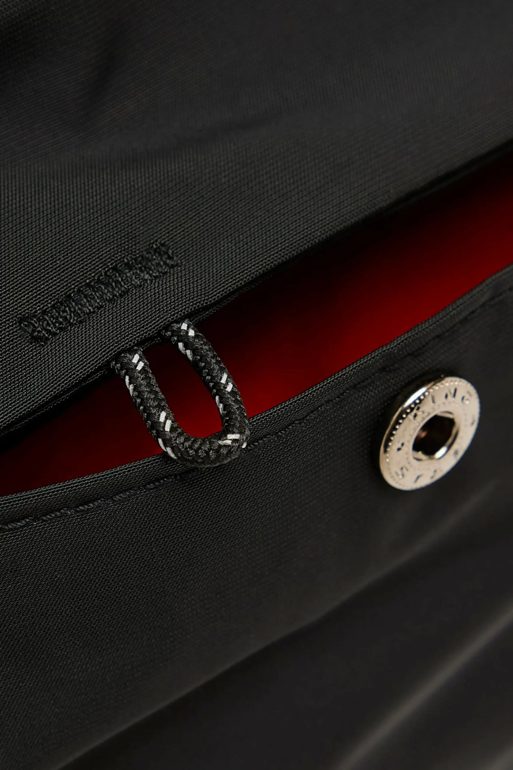 Topologie Small Flat Sacoche Sale